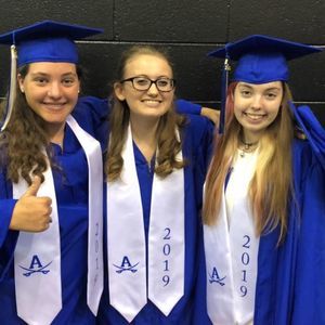 Meet your Posher, Natalie